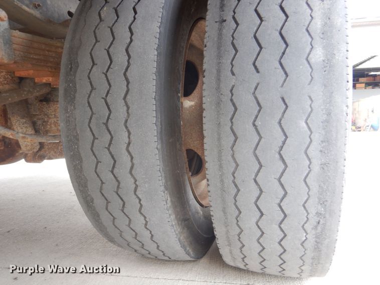 image for item IY9585 2009 Ford F550 Super Duty XL  bucket truck