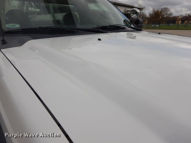 image for item IY9585 2009 Ford F550 Super Duty XL  bucket truck