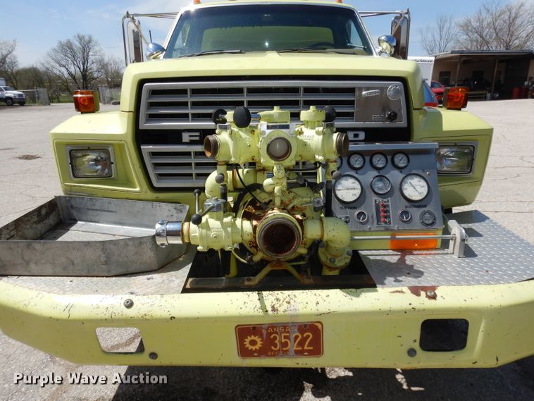 image for item DI6537 1980 Ford F700  pumper fire truck