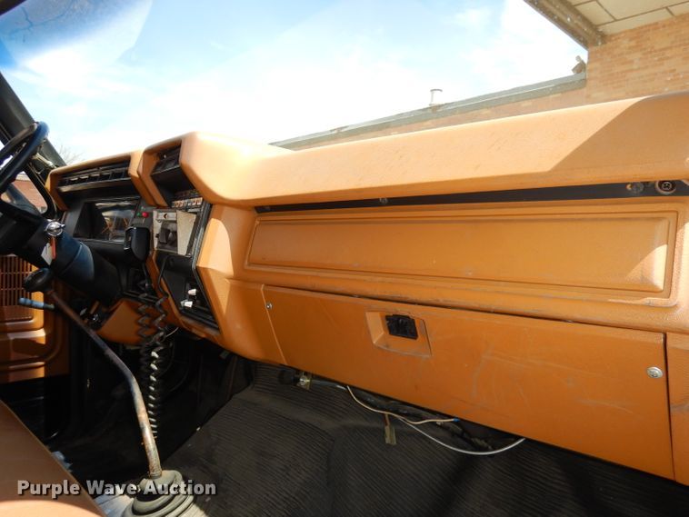 image for item DI6537 1980 Ford F700  pumper fire truck