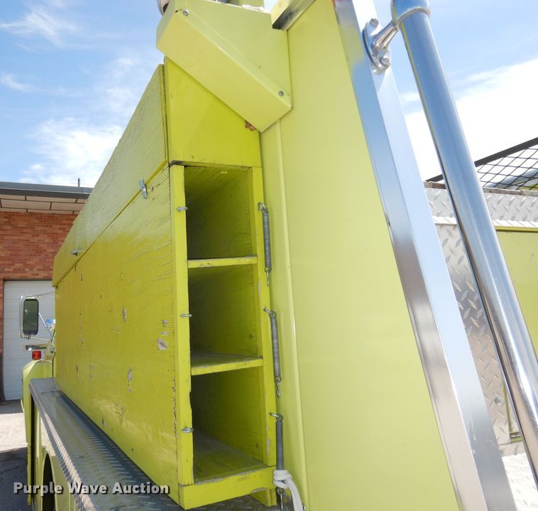 image for item DI6537 1980 Ford F700  pumper fire truck