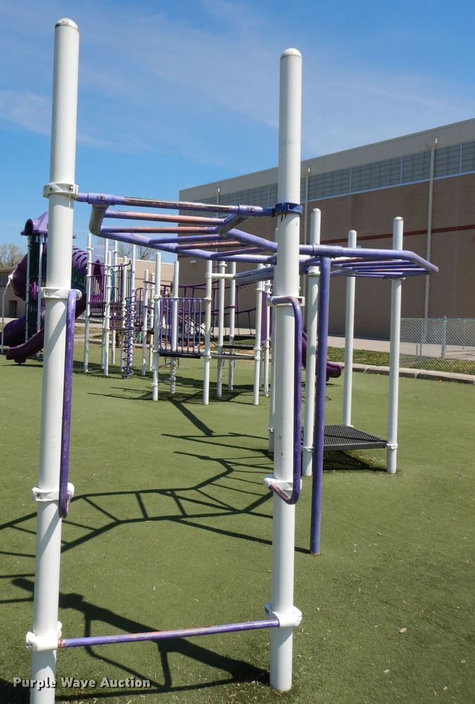 image for item DI6540 Playground equipment