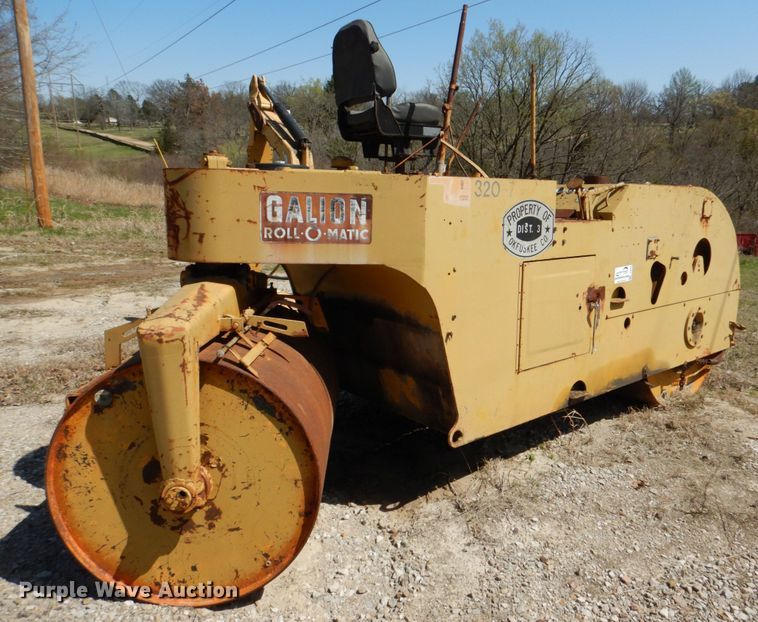 image for item DJ0405 Galion Roll O Matic  double drum roller