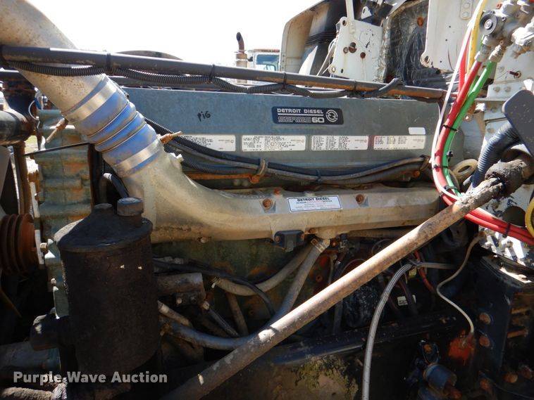 image for item DJ0409 1998 Freightliner FLD  semi truck