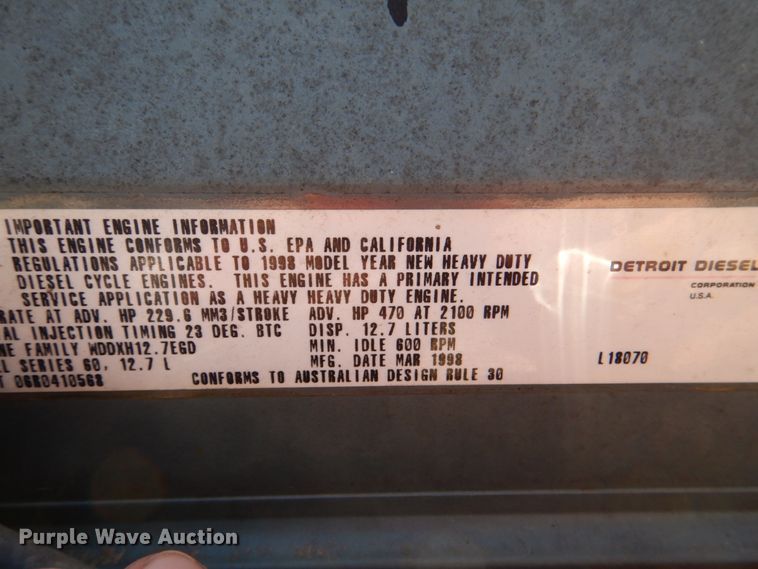 image for item DJ0409 1998 Freightliner FLD  semi truck