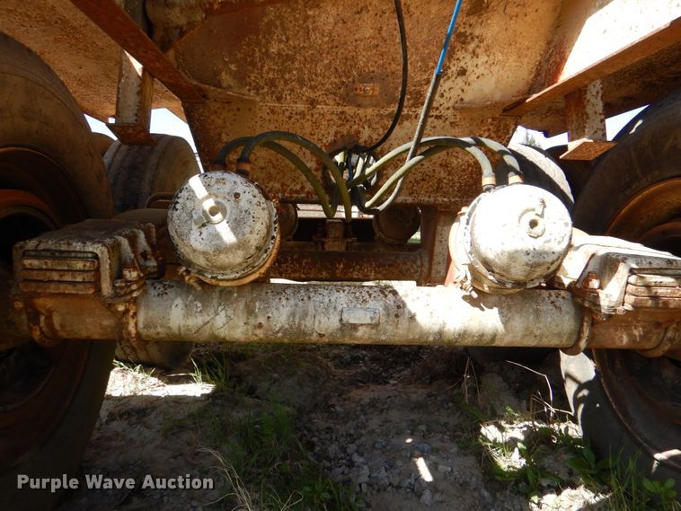 image for item DJ0410 1997 Ranch Manufacturing Co  bottom dump trailer