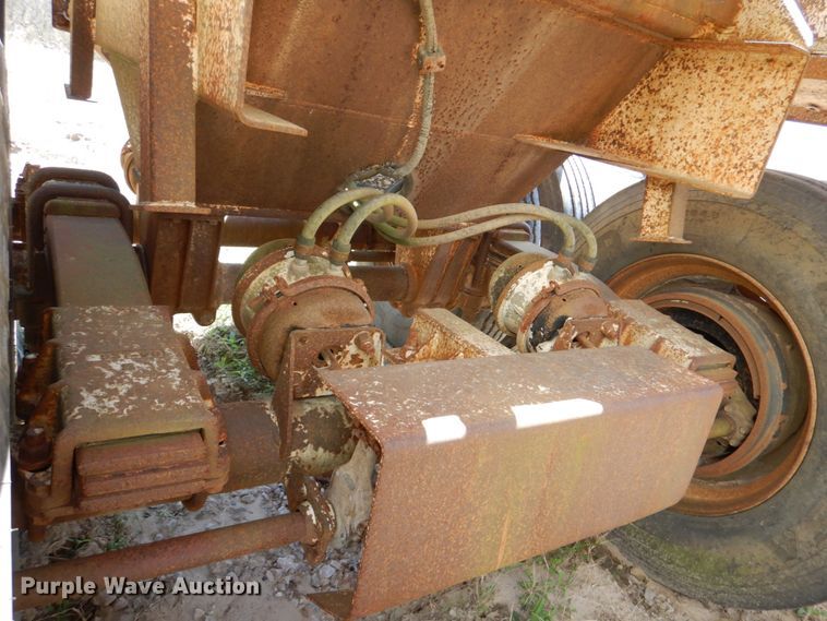 image for item DJ0410 1997 Ranch Manufacturing Co  bottom dump trailer