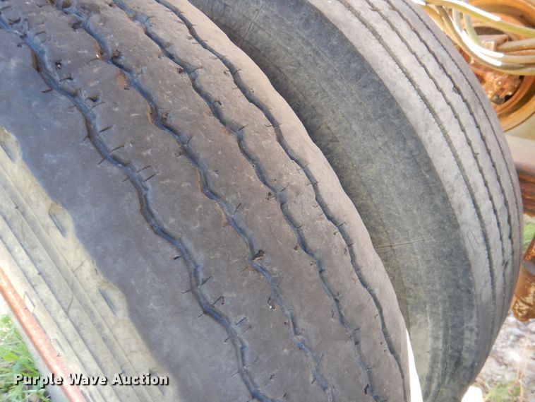 image for item DJ0410 1997 Ranch Manufacturing Co  bottom dump trailer