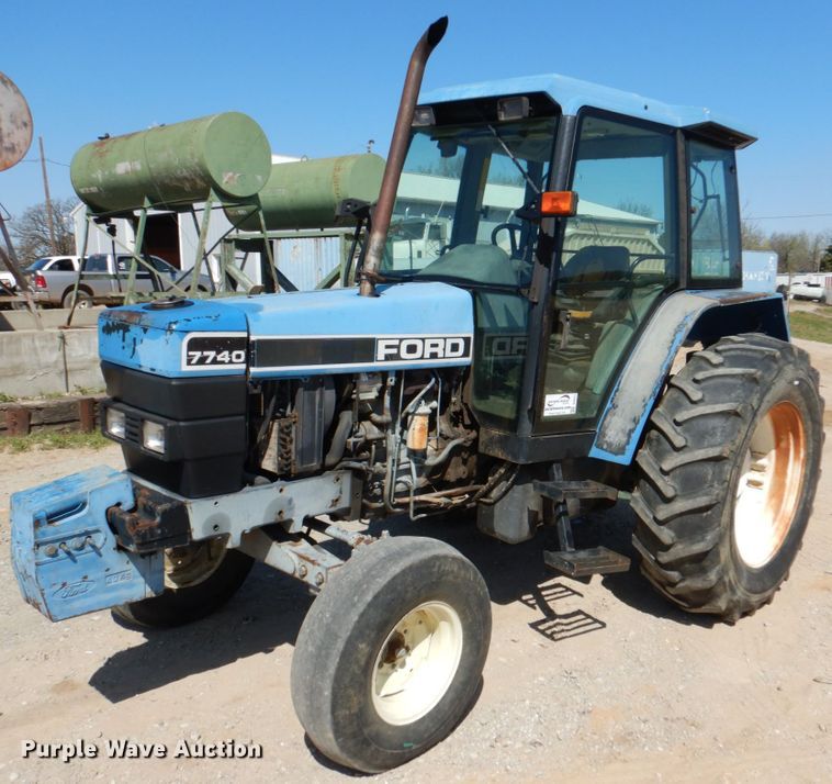 image for item DJ0411 Ford 7740  tractor