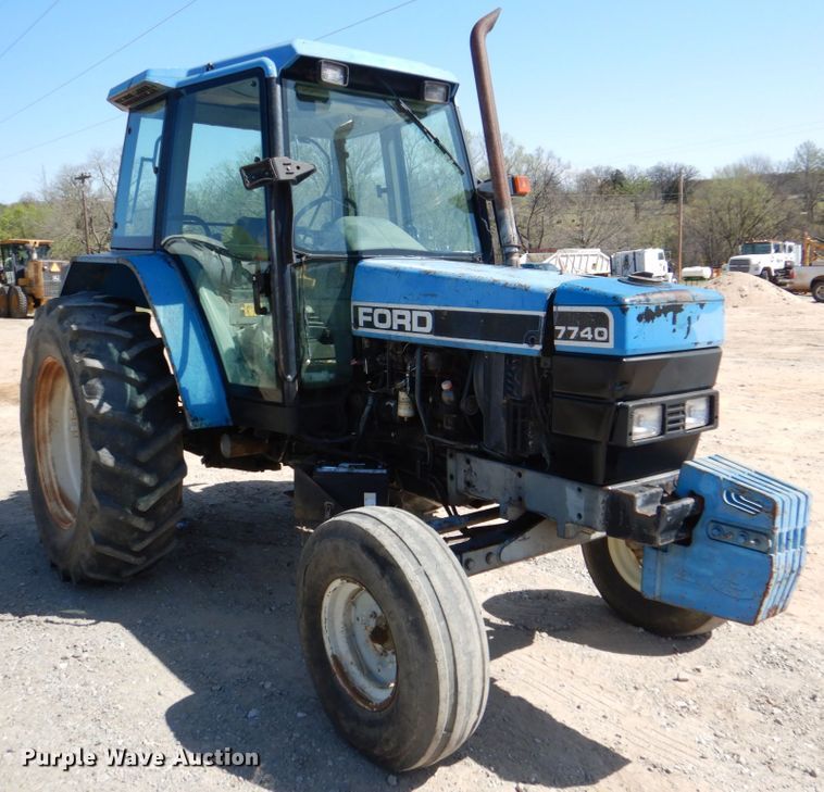image for item DJ0411 Ford 7740  tractor