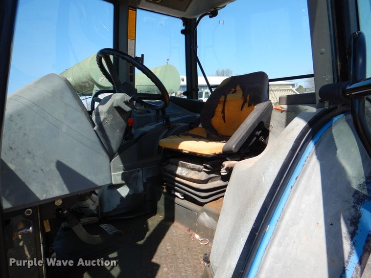 image for item DJ0411 Ford 7740  tractor