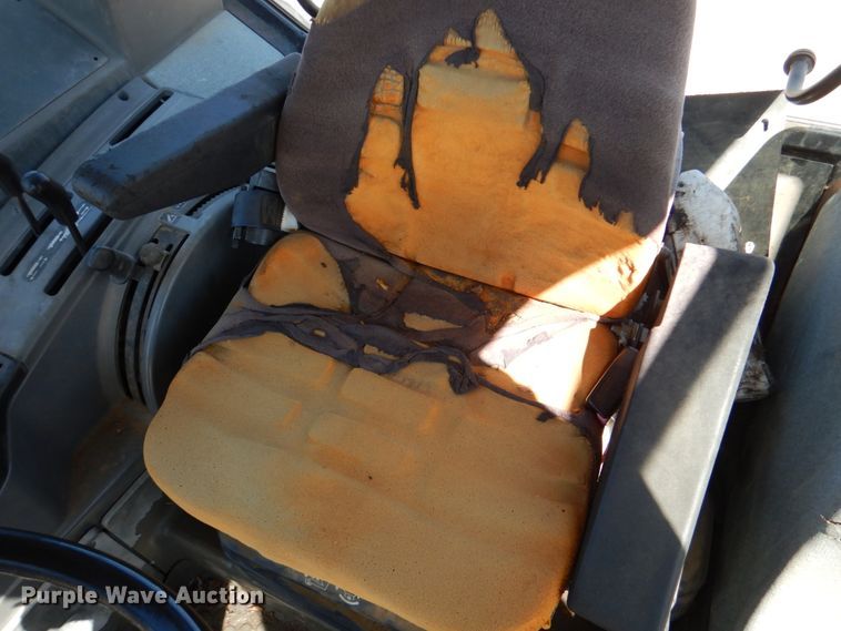 image for item DJ0411 Ford 7740  tractor