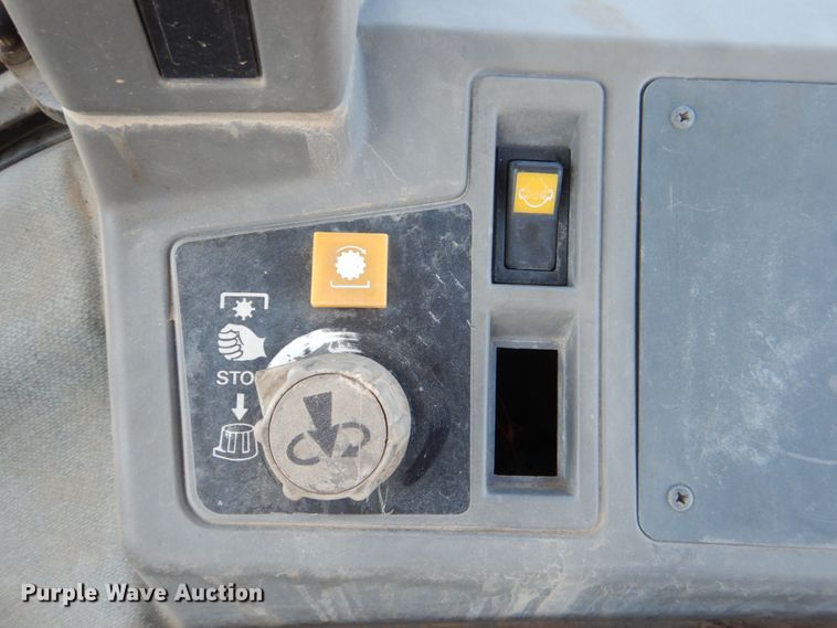 image for item DJ0411 Ford 7740  tractor