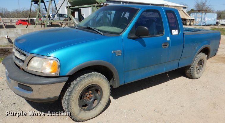 image for item DJ0412 1998 Ford F150  SuperCab pickup truck