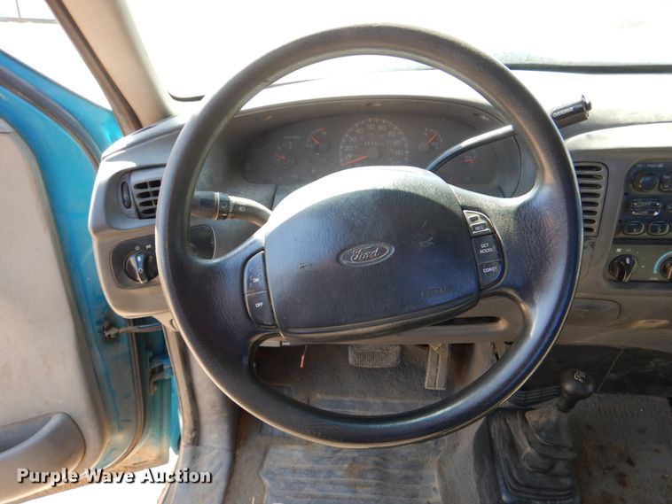image for item DJ0412 1998 Ford F150  SuperCab pickup truck