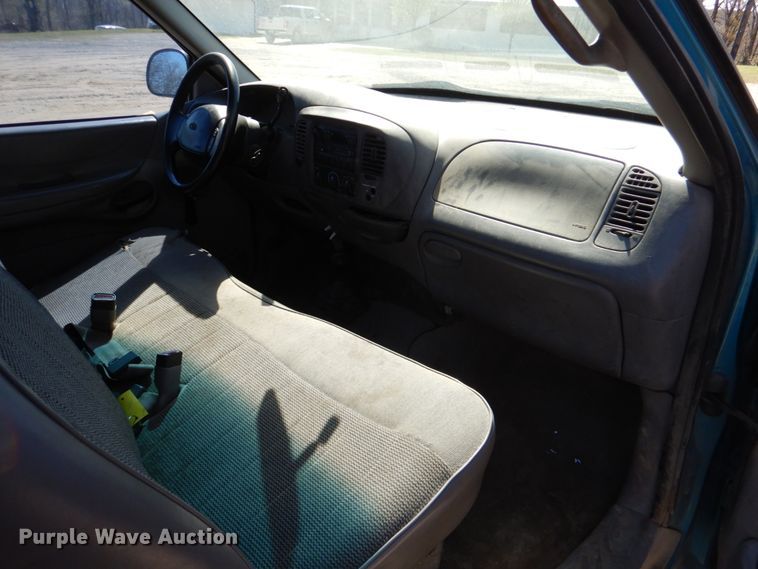 image for item DJ0412 1998 Ford F150  SuperCab pickup truck