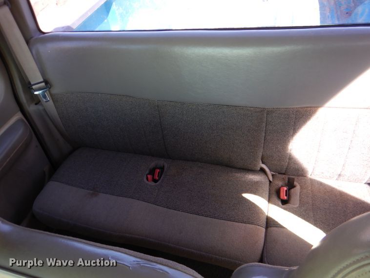 image for item DJ0412 1998 Ford F150  SuperCab pickup truck