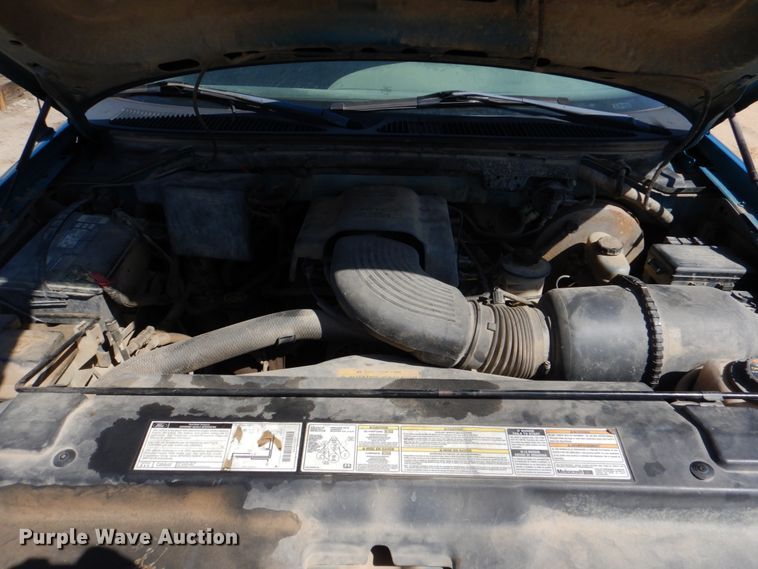 image for item DJ0412 1998 Ford F150  SuperCab pickup truck