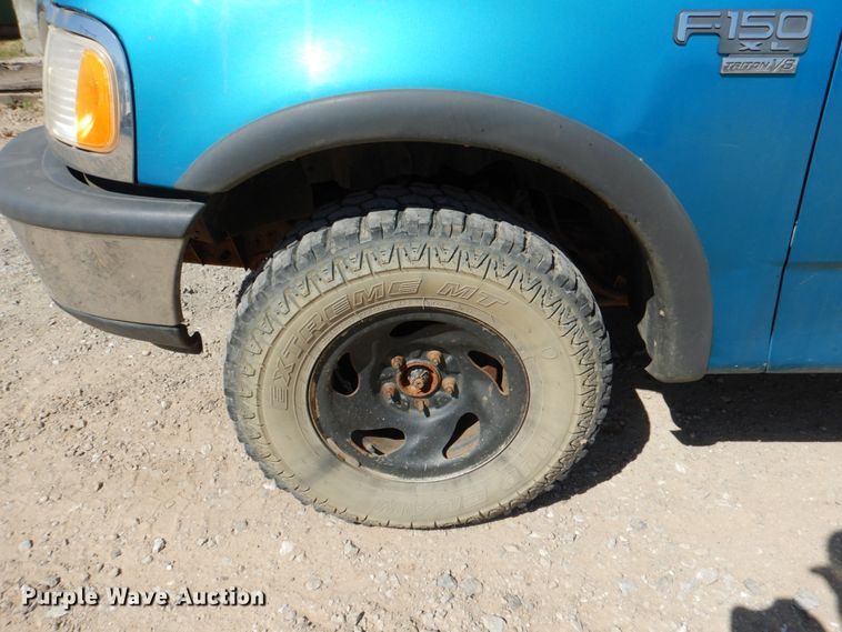 image for item DJ0412 1998 Ford F150  SuperCab pickup truck