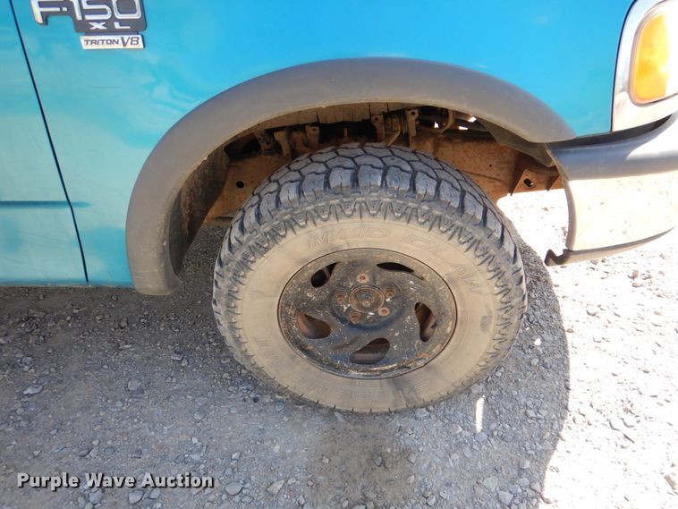 image for item DJ0412 1998 Ford F150  SuperCab pickup truck