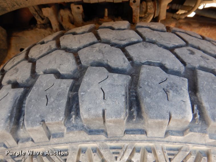 image for item DJ0412 1998 Ford F150  SuperCab pickup truck