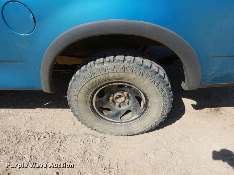 image for item DJ0412 1998 Ford F150  SuperCab pickup truck