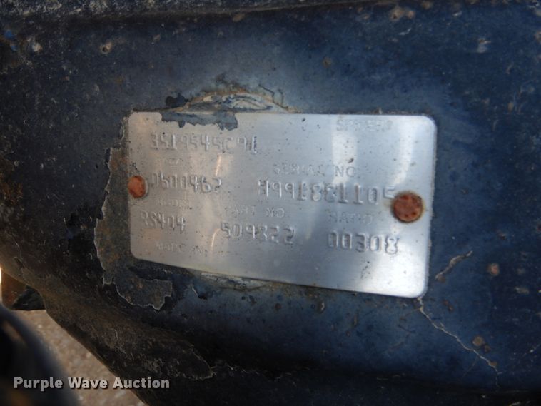 image for item DJ0413 2000 International 9100  semi truck