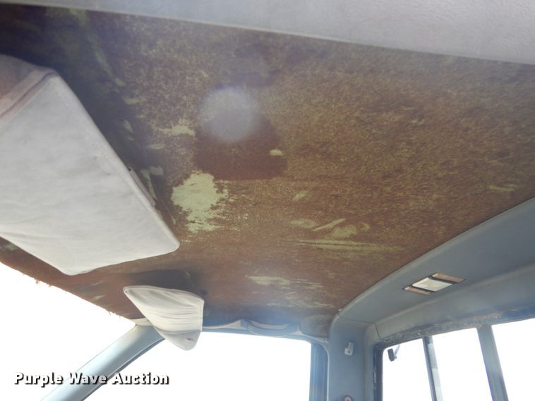 image for item DJ4789 1988 Chevrolet 1500  pickup truck