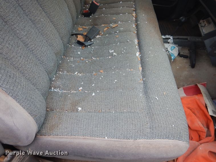 image for item DJ4789 1988 Chevrolet 1500  pickup truck