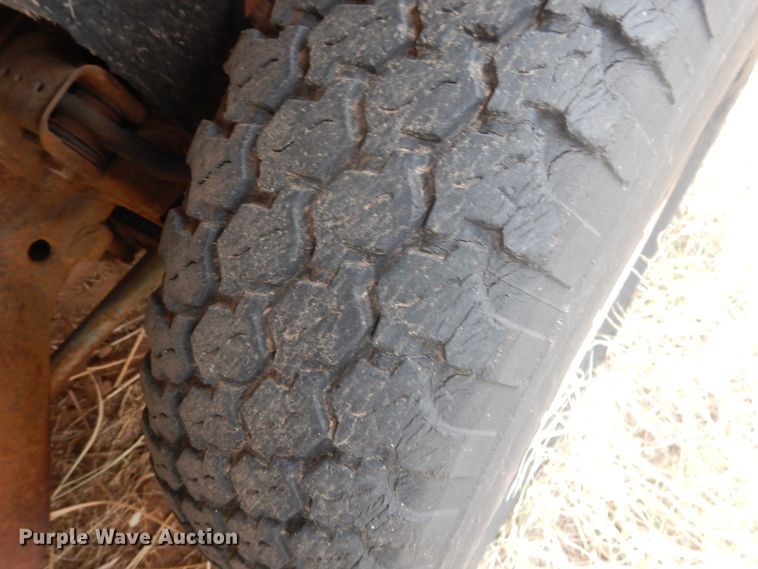 image for item DJ4789 1988 Chevrolet 1500  pickup truck