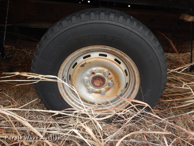 image for item DJ4789 1988 Chevrolet 1500  pickup truck