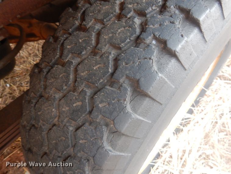 image for item DJ4789 1988 Chevrolet 1500  pickup truck