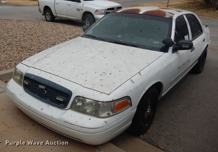 image for item DJ4792 2003 Ford Crown Victoria Police Interceptor