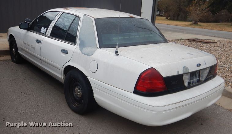 image for item DJ4792 2003 Ford Crown Victoria Police Interceptor