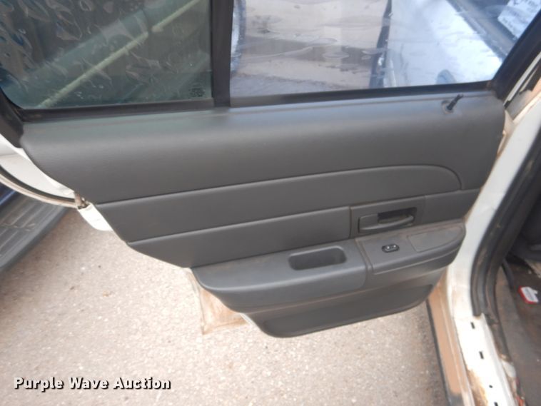 image for item DJ4792 2003 Ford Crown Victoria Police Interceptor
