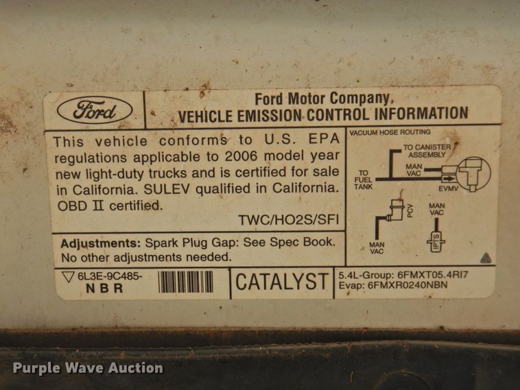 image for item DJ8350 2006 Ford F150  SuperCrew pickup truck