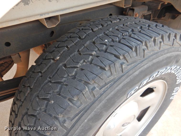 image for item DJ8350 2006 Ford F150  SuperCrew pickup truck