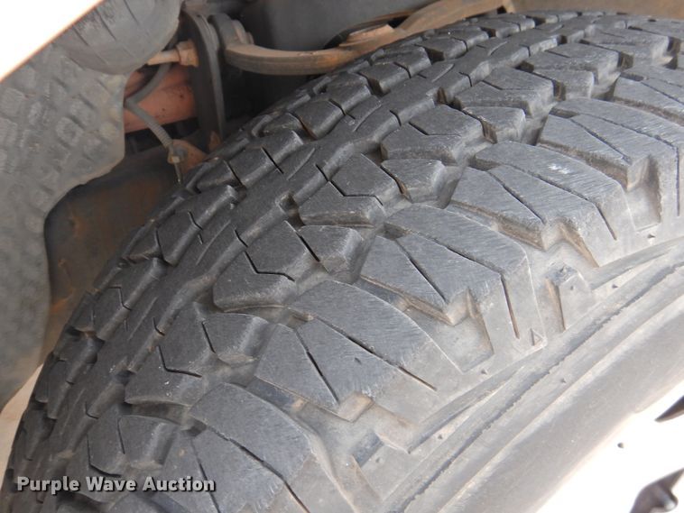 image for item DJ8350 2006 Ford F150  SuperCrew pickup truck