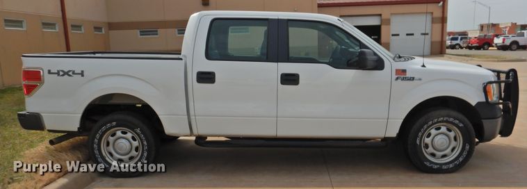 image for item DJ8351 2011 Ford F150  SuperCrew pickup truck