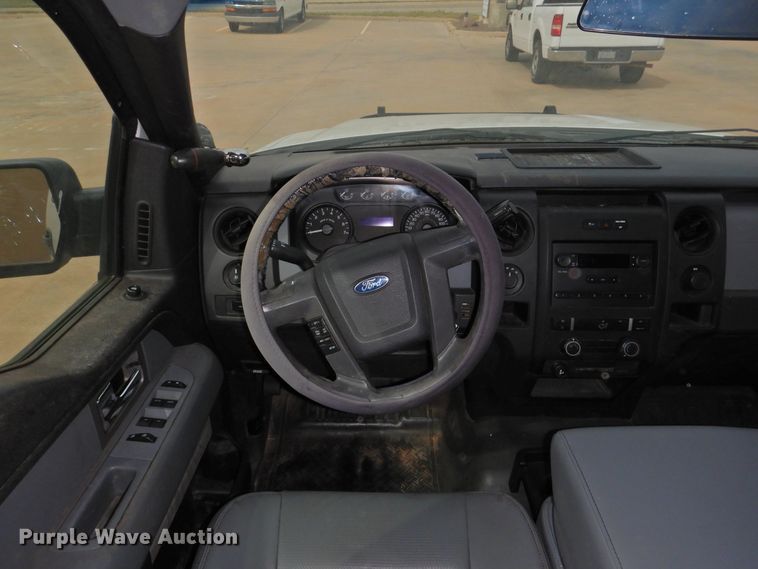 image for item DJ8351 2011 Ford F150  SuperCrew pickup truck