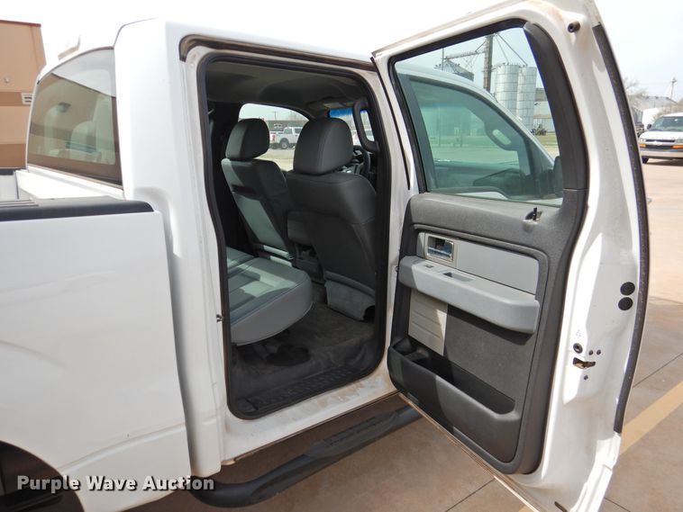 image for item DJ8351 2011 Ford F150  SuperCrew pickup truck