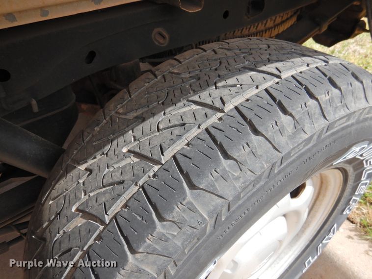 image for item DJ8351 2011 Ford F150  SuperCrew pickup truck