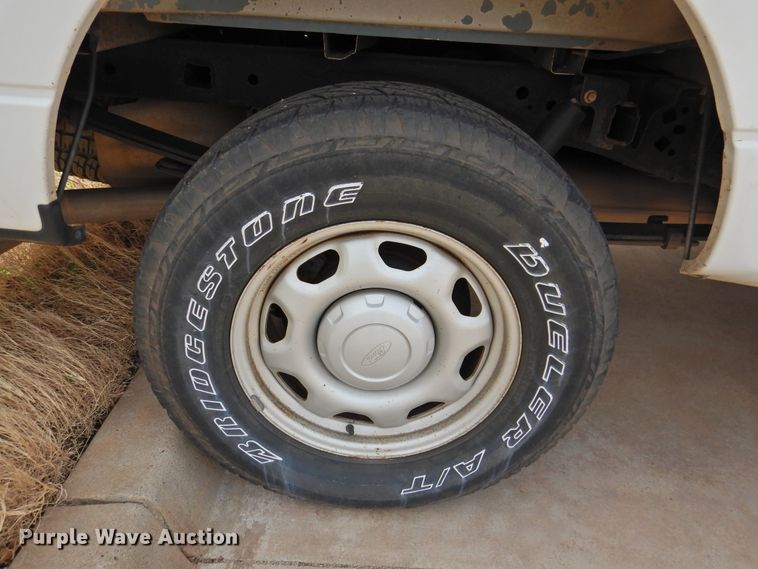 image for item DJ8351 2011 Ford F150  SuperCrew pickup truck