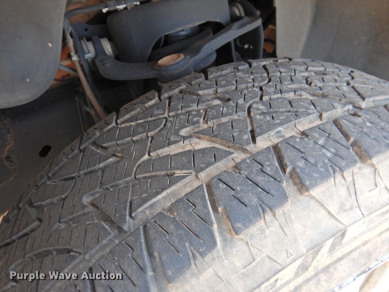 image for item DJ8351 2011 Ford F150  SuperCrew pickup truck