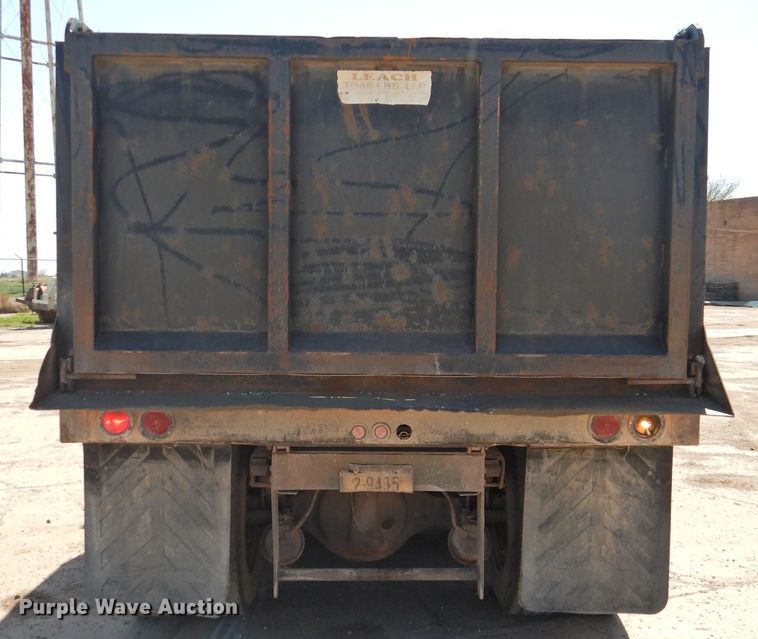 image for item DJ8375 1985 Peterbilt 359  dump truck