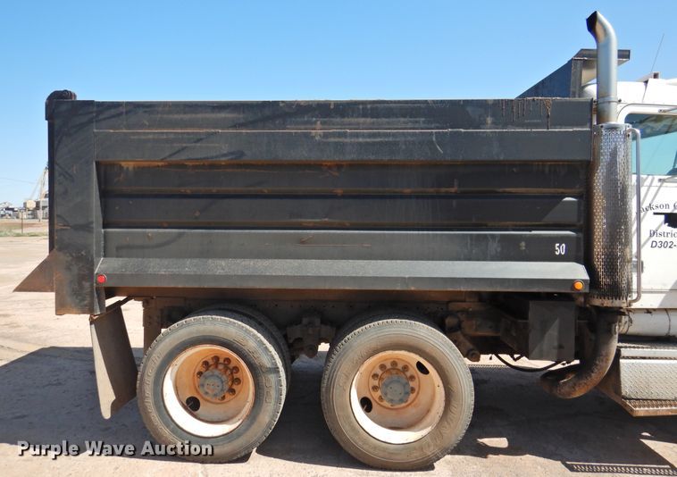 image for item DJ8375 1985 Peterbilt 359  dump truck