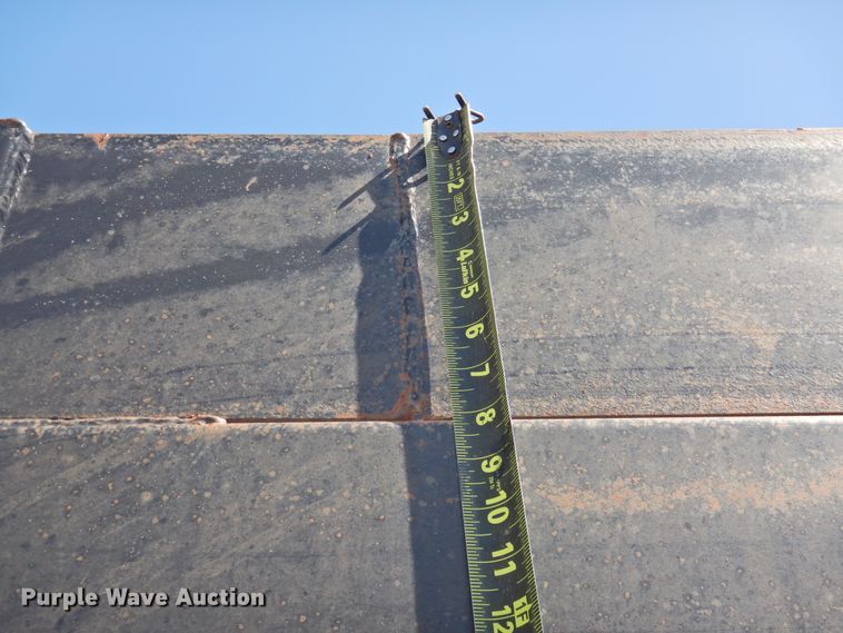 image for item DJ8375 1985 Peterbilt 359  dump truck