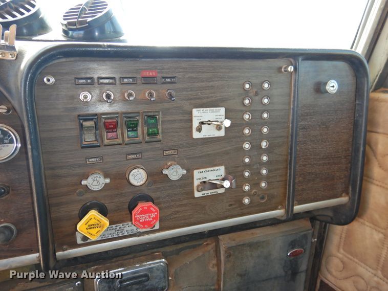 image for item DJ8375 1985 Peterbilt 359  dump truck