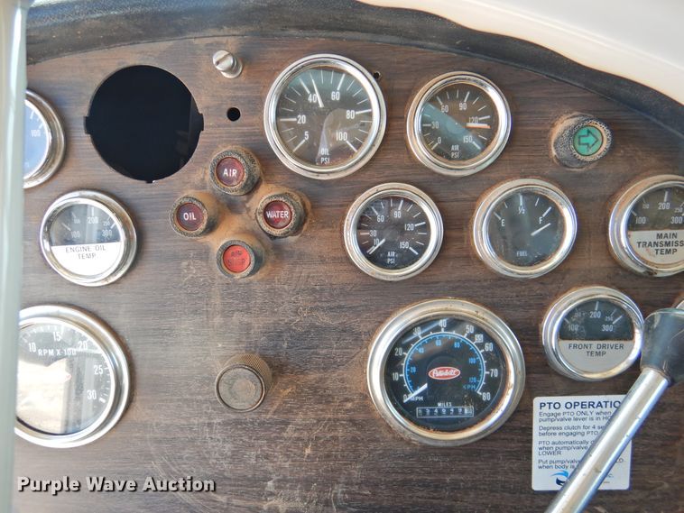 image for item DJ8375 1985 Peterbilt 359  dump truck