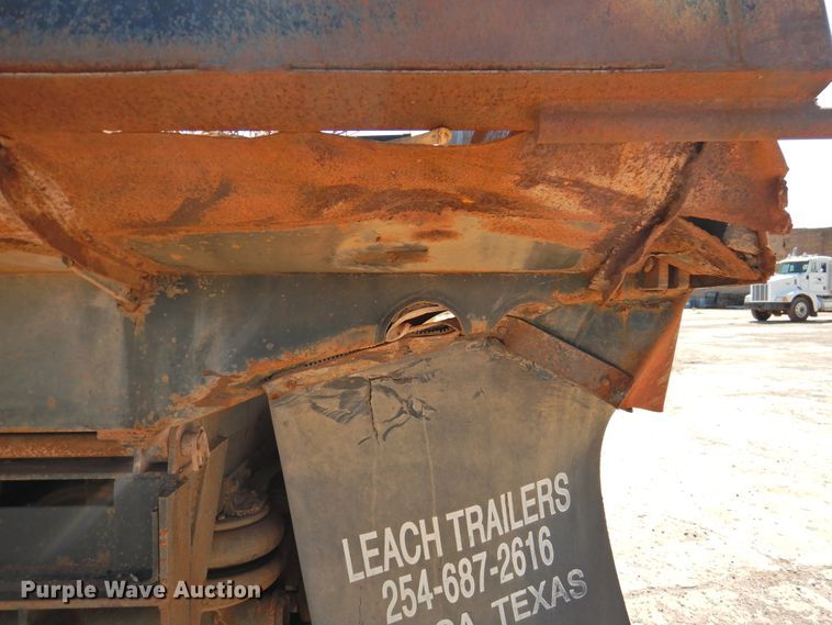 image for item DJ8376 1985 Freightliner FLC  dump truck